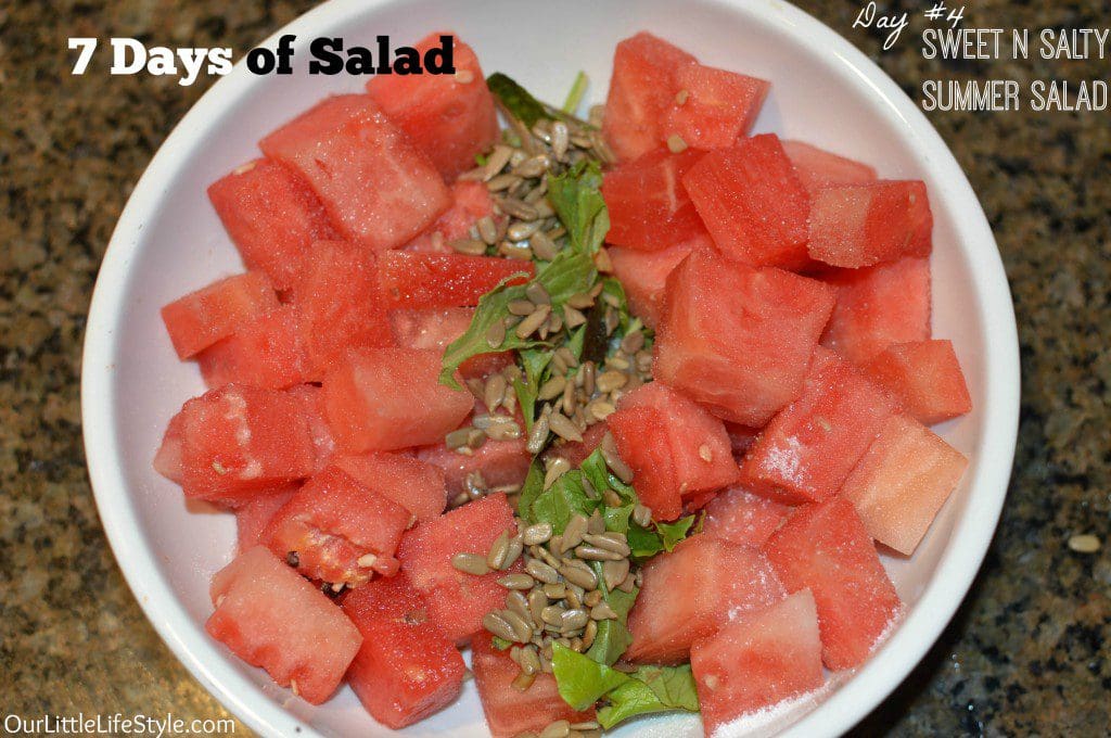 via www.OutLittleLifeStyle.com #salad #cleaneating