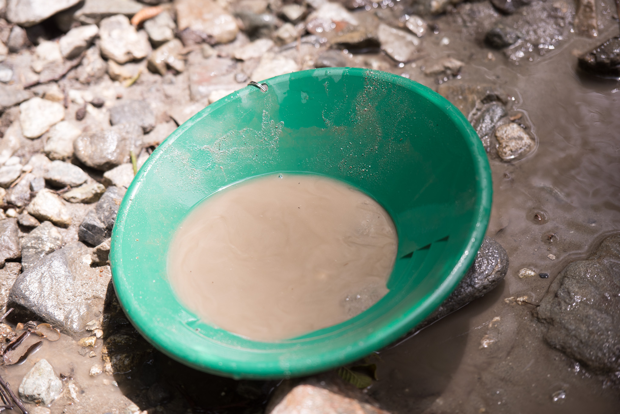 panning for gold with kids