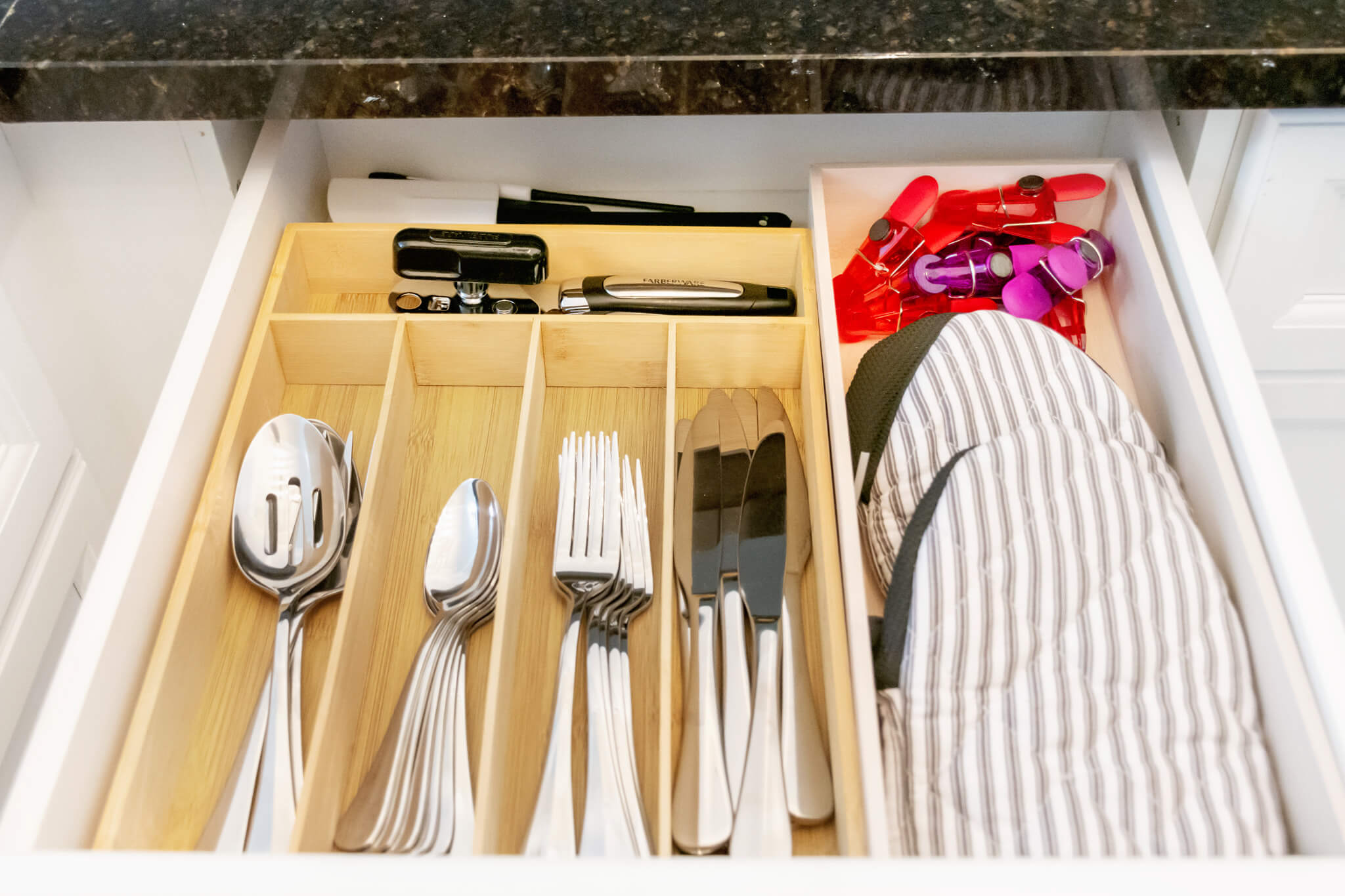 Airbnb Kitchen Silverware