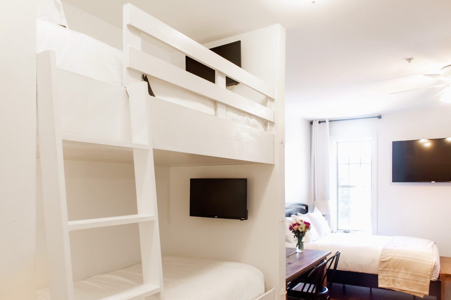 Choosing the Best TV for Airbnb Rental Properties