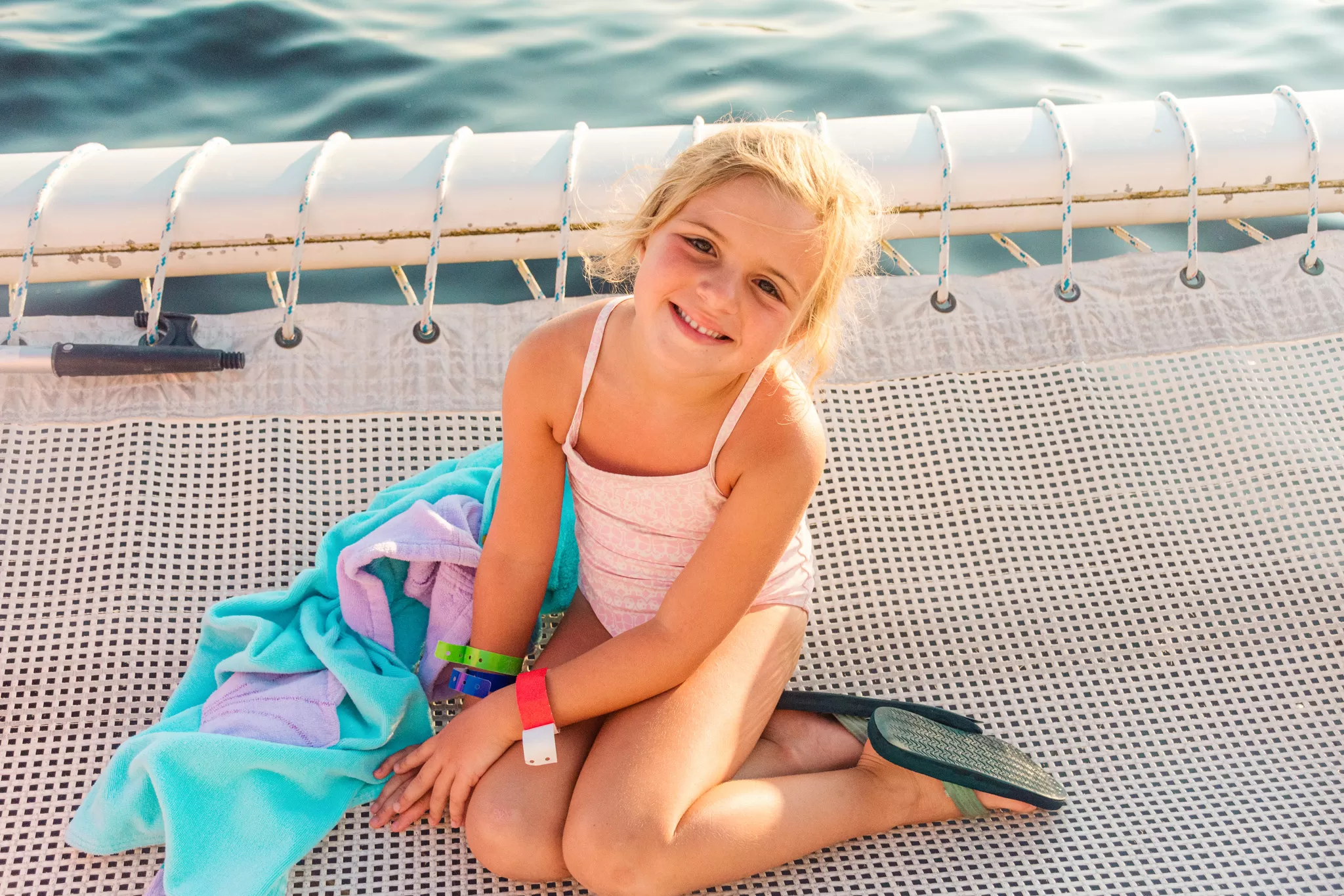 Girl on a sailboat in pcb