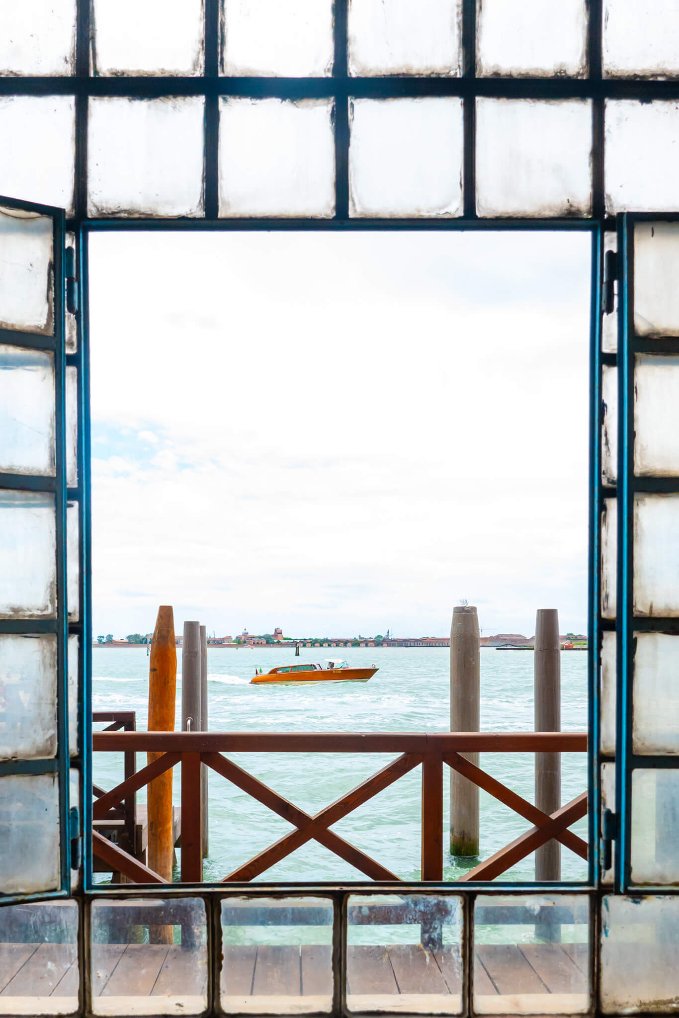 Gino Mazzuccato Murano Glass Factory in Italy