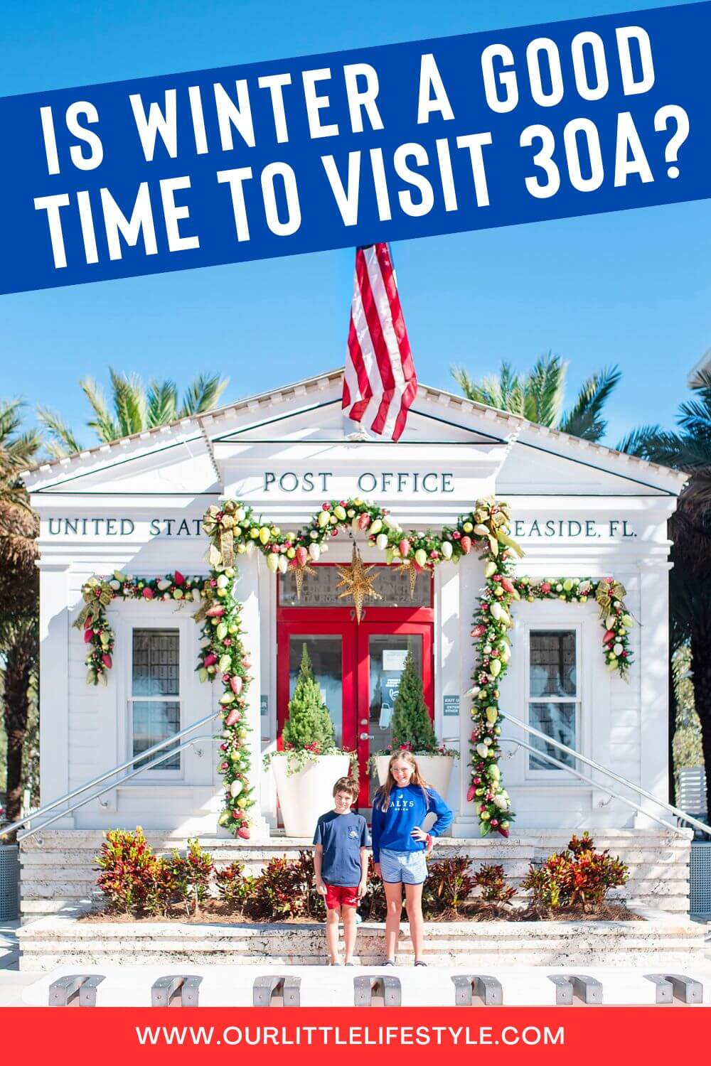 30A winter decorations showing Seaside post office with christmas decor