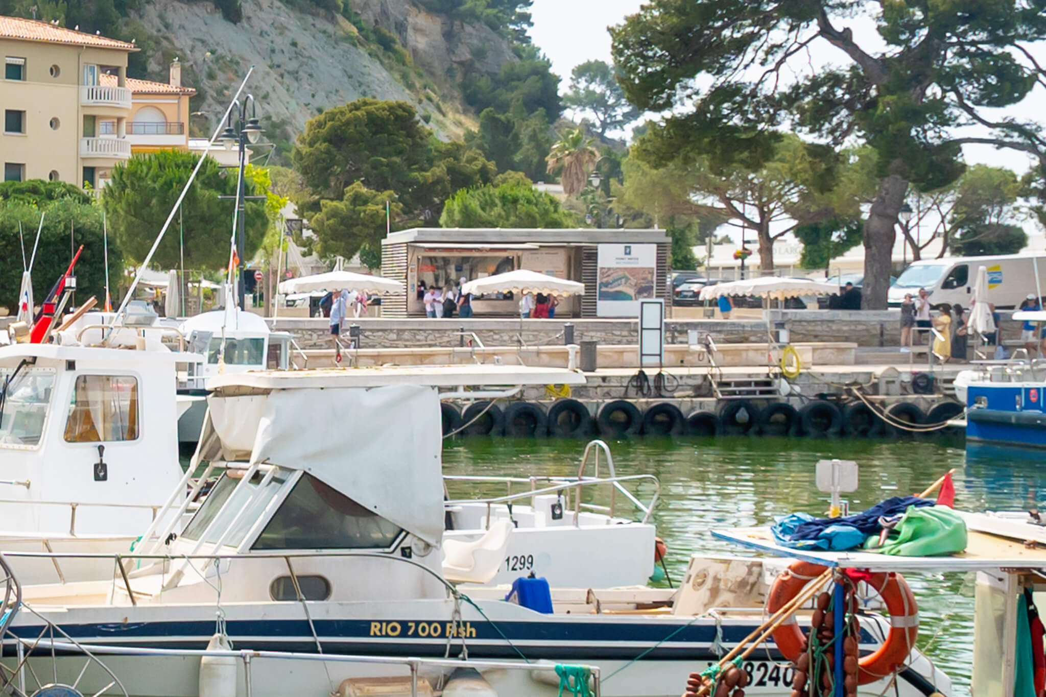 Ticket boot for the calanques boat tour from Cassis France 