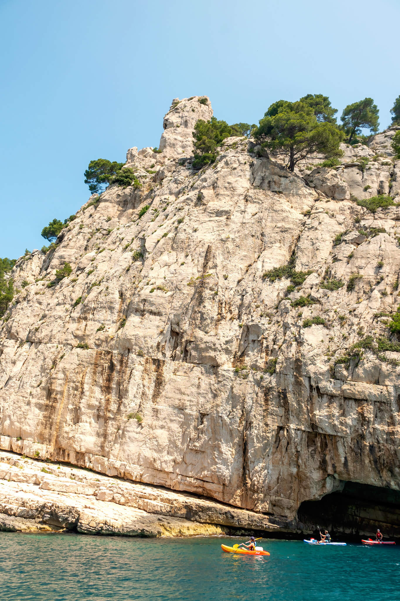 Kayaking Cassis Calanque National Park