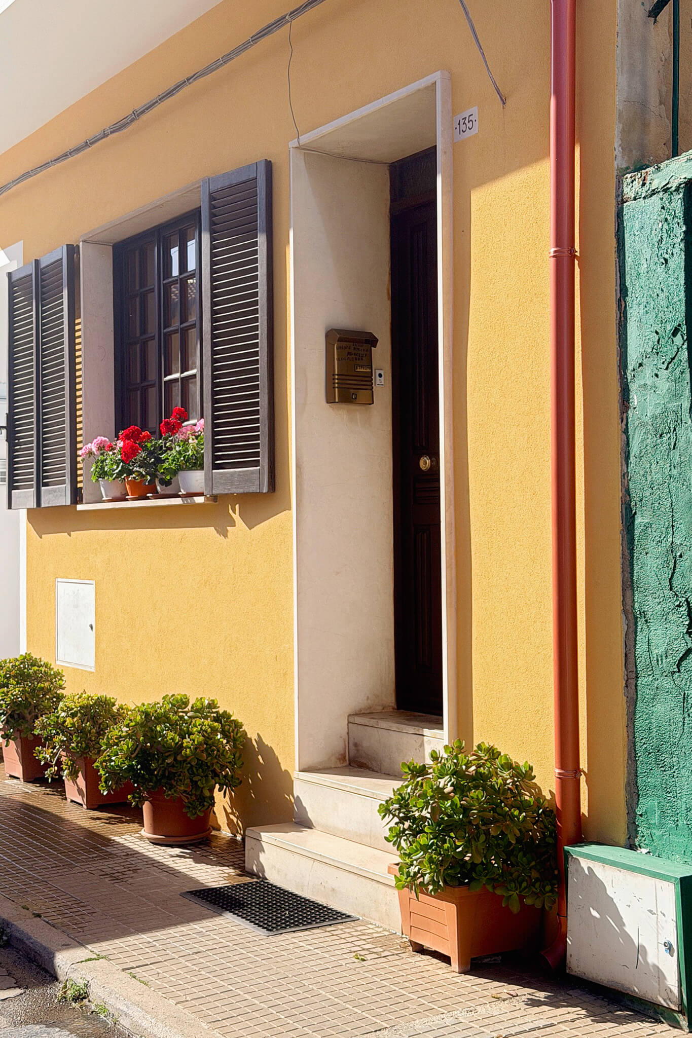 colorful house in Sant'Antioco Italy